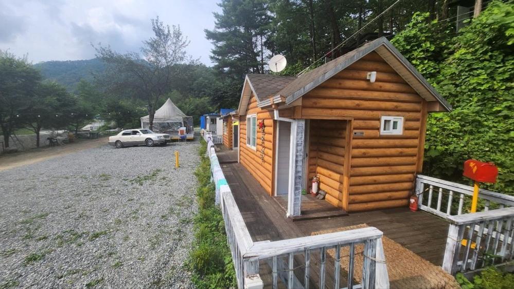 Hongcheon Gongjaksan Recreational Forest Pension ห้อง รูปภาพ